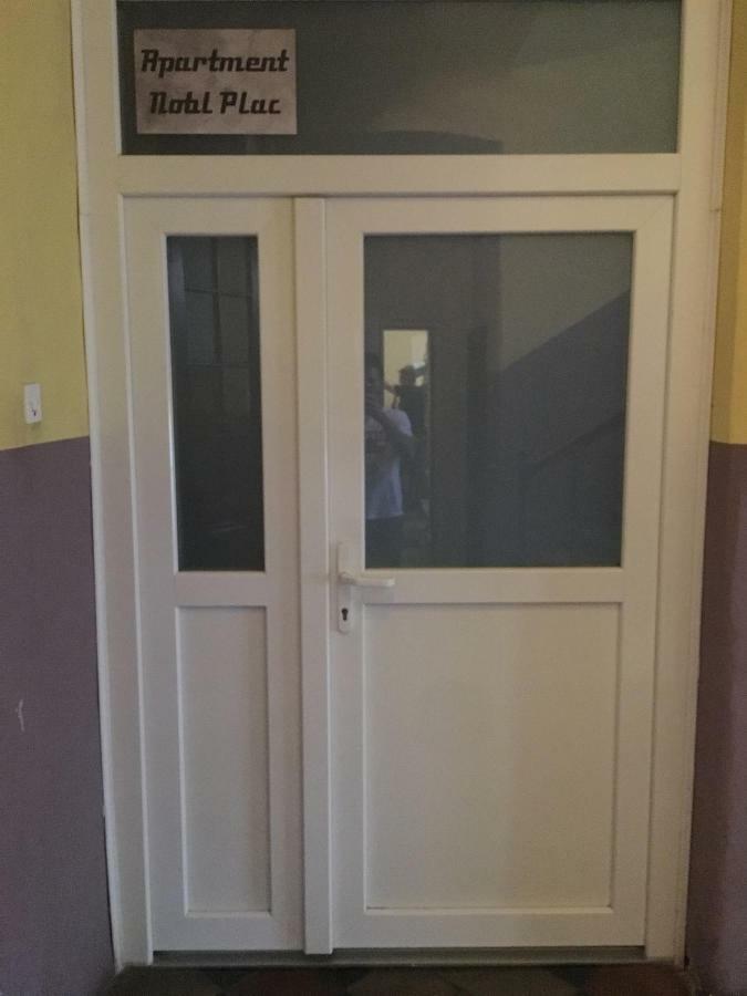 צליה Apartment Nobl Plac מראה חיצוני תמונה