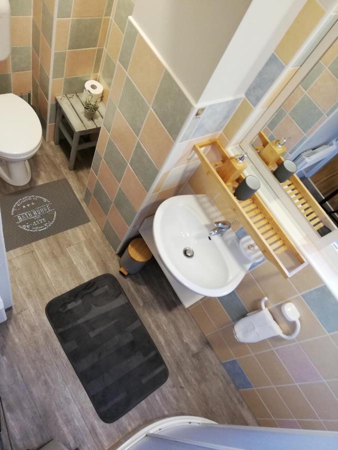 צליה Apartment Nobl Plac מראה חיצוני תמונה