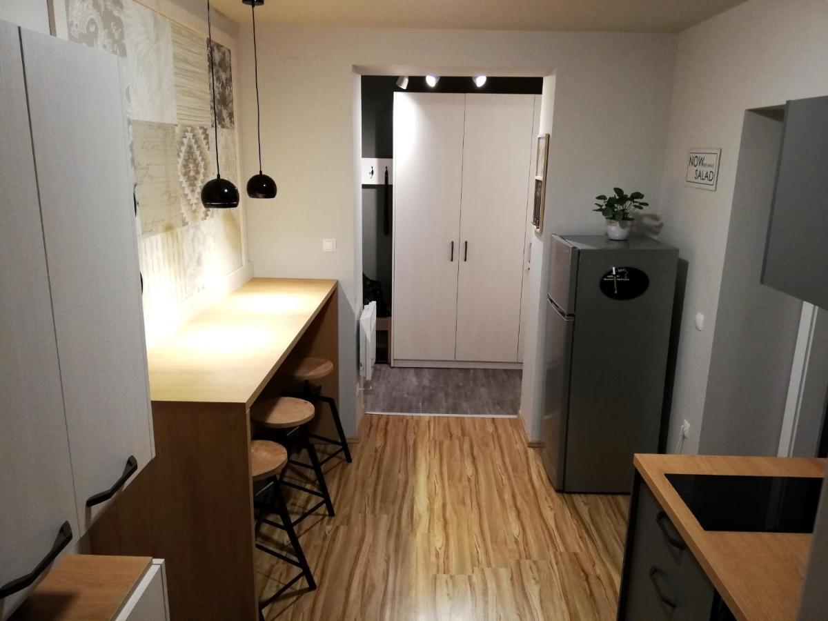 צליה Apartment Nobl Plac מראה חיצוני תמונה