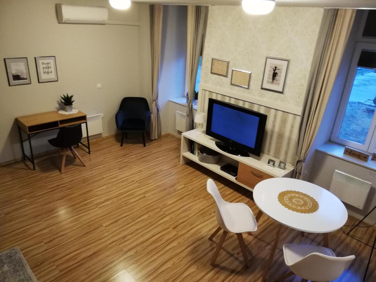 צליה Apartment Nobl Plac מראה חיצוני תמונה